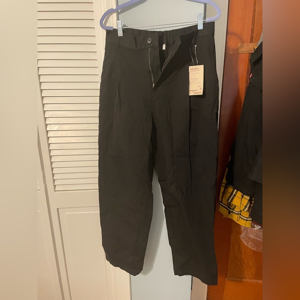 Muni Tuck Wide Pants